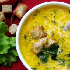 Сырный суп с ветчиной