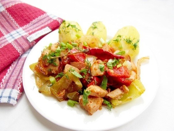 Куриное филе с овощами
